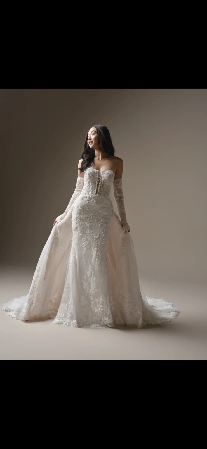 Maggie Sottero style bridal gown